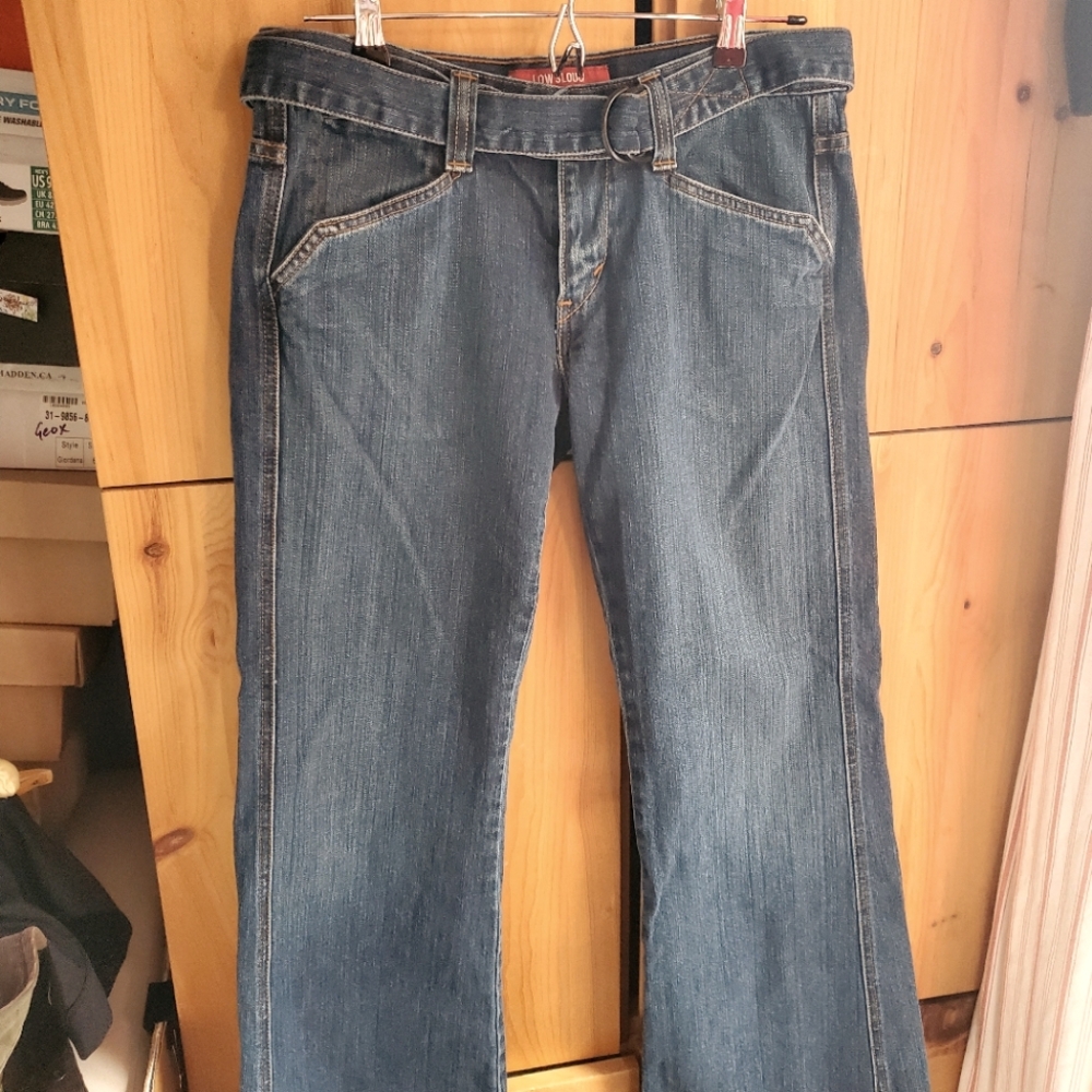 Levi's Low Slouch Mid Wash Flare Leg Jeans Size 32
